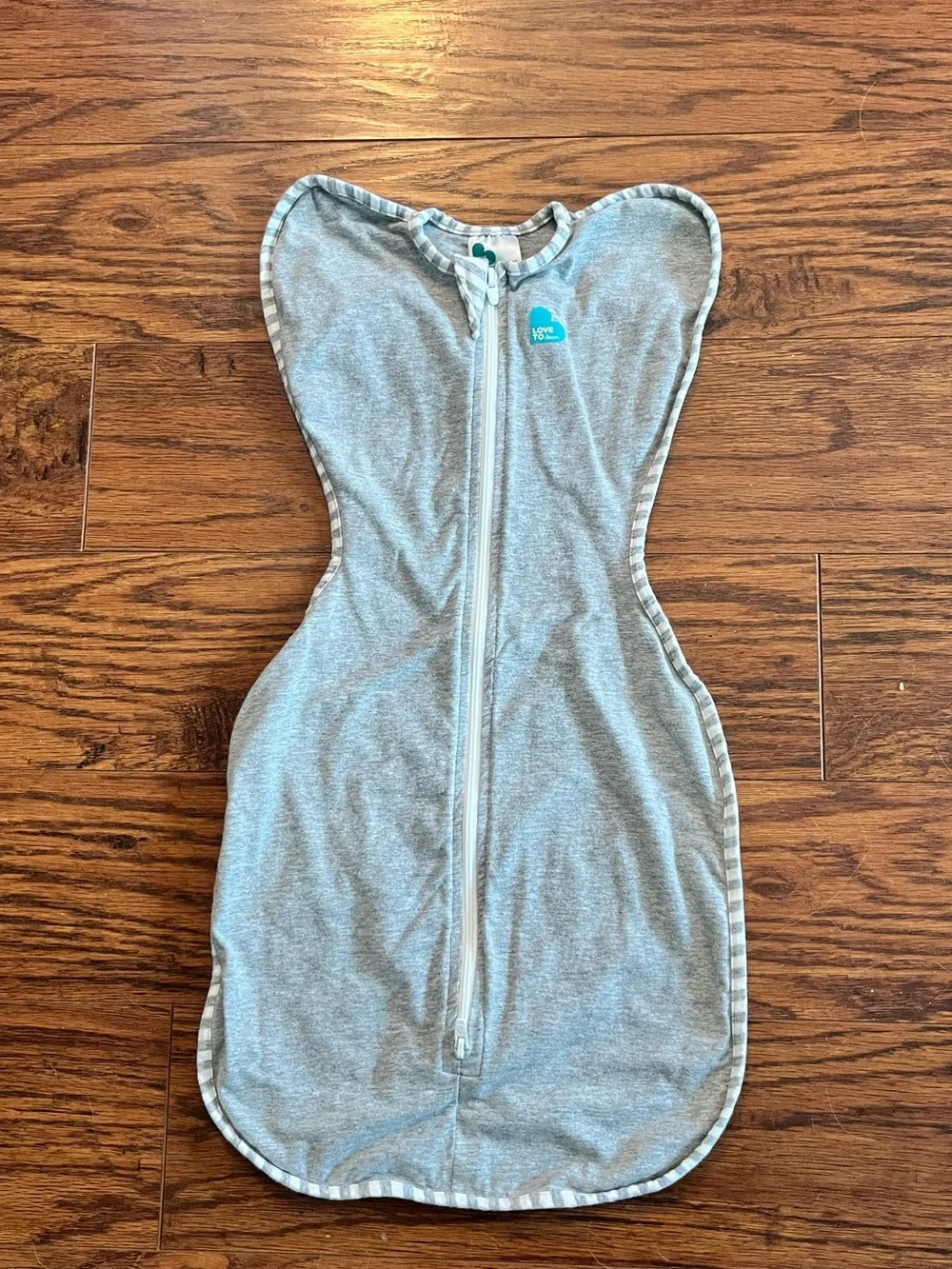 Love to Dream Grey Baby Swaddle Sack with Zip- Small 8-13lbs 1.0 TOG